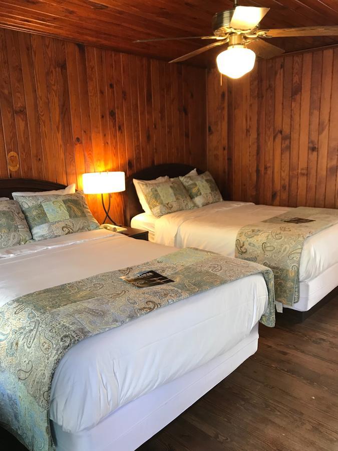 Riverside Lodge At Чимни-Рок Экстерьер фото