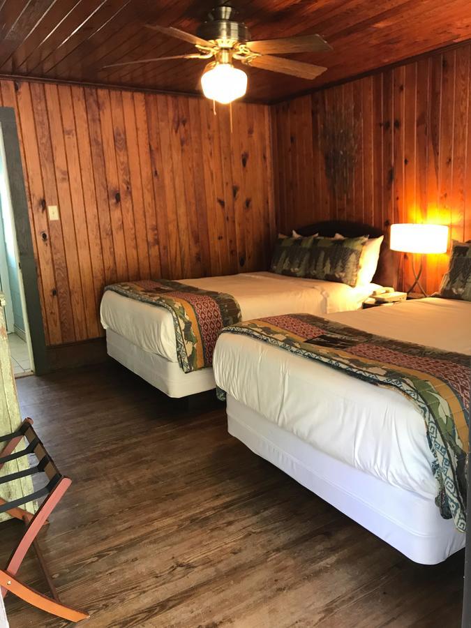 Riverside Lodge At Чимни-Рок Экстерьер фото